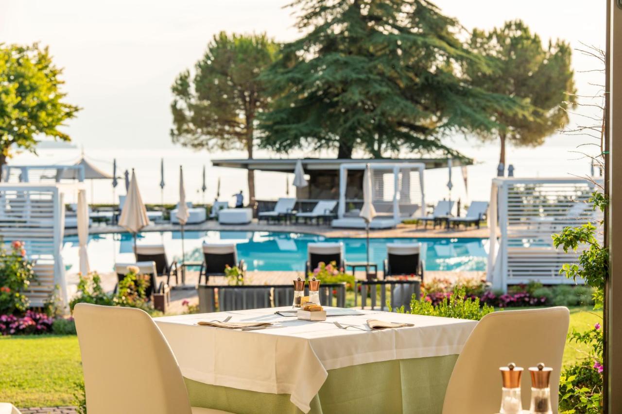 Splendido Bay Luxury Spa Resort Padenghe sul Garda Esterno foto