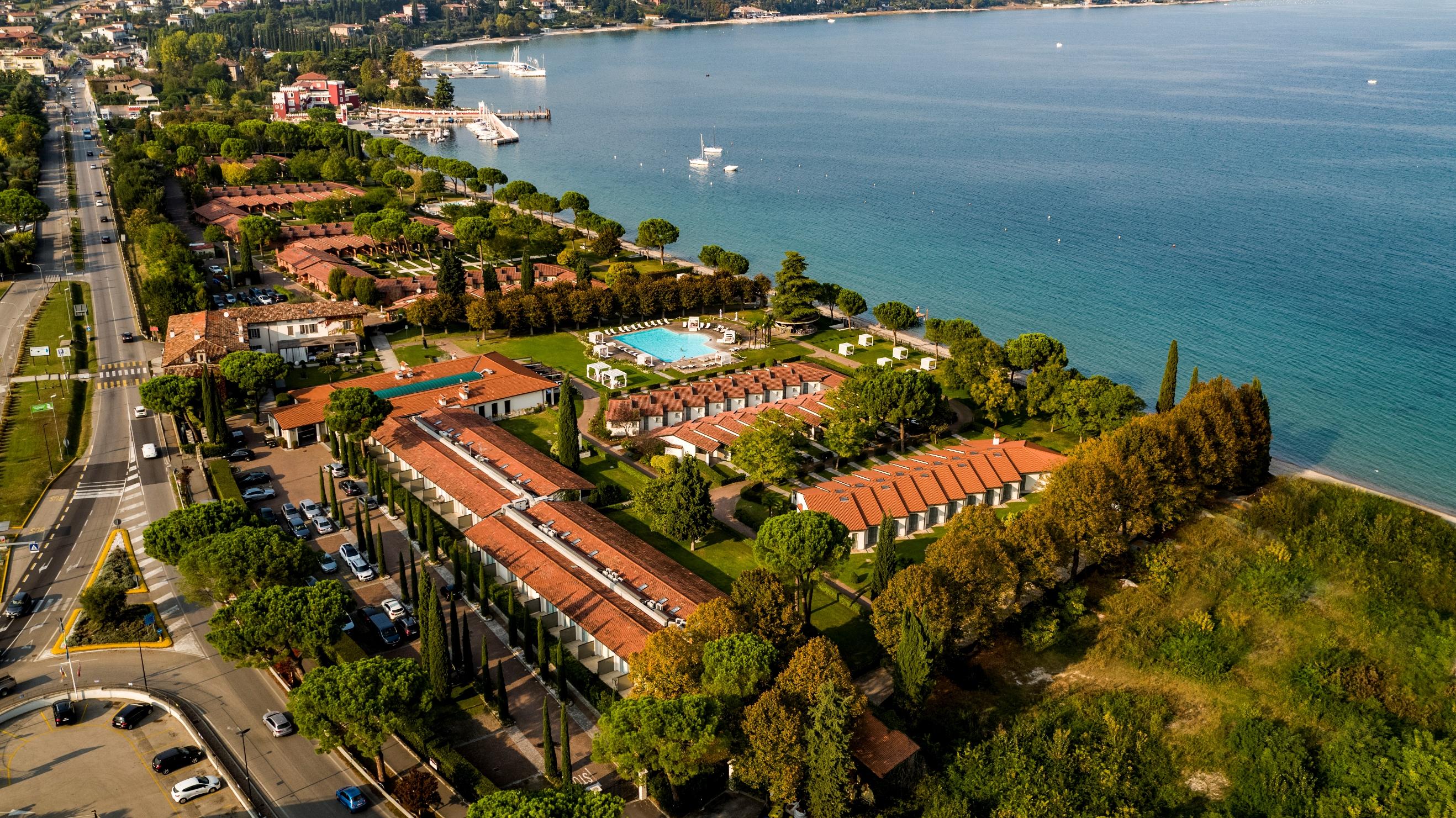 Splendido Bay Luxury Spa Resort Padenghe sul Garda Esterno foto